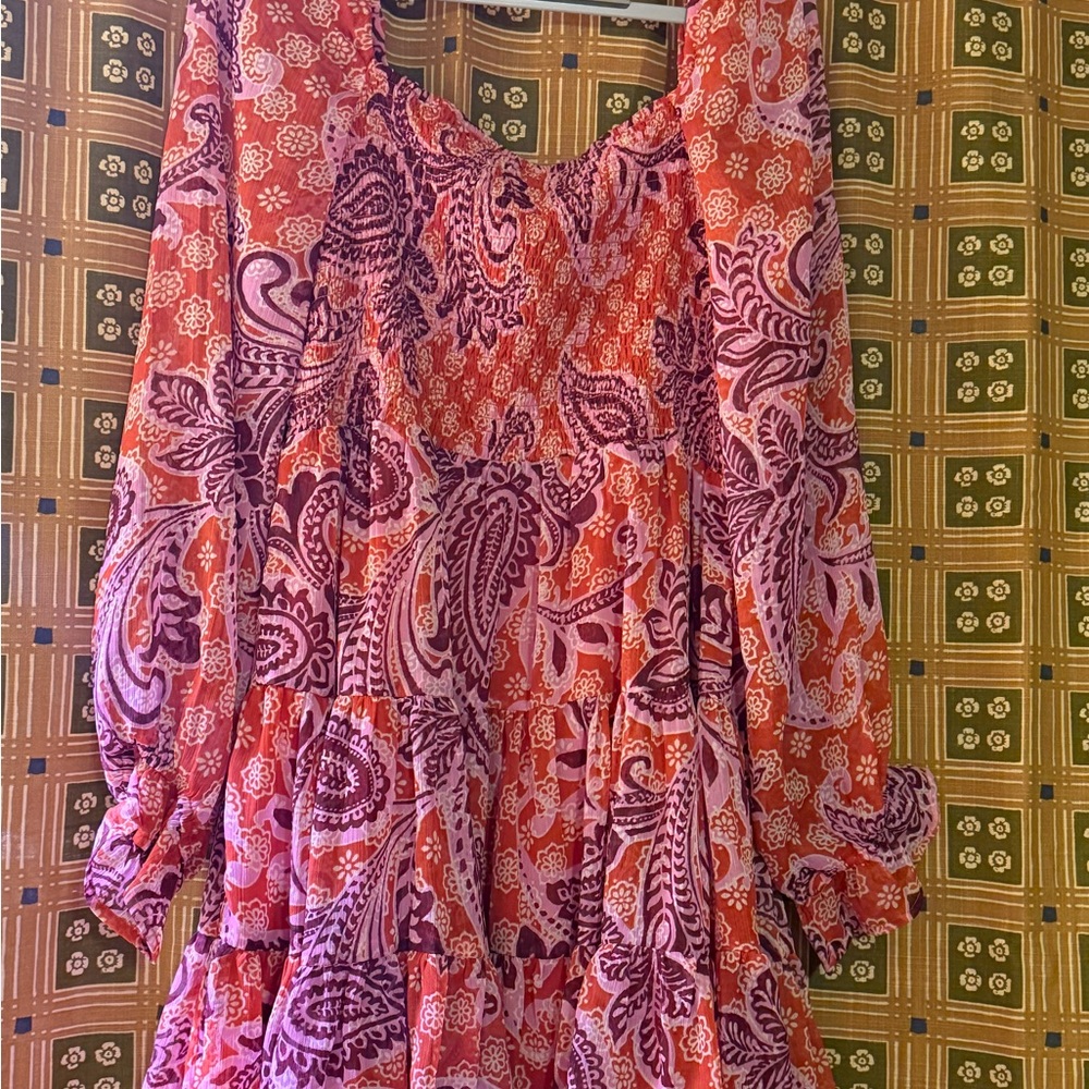 Women's Paisley Print Dress - Picture 4 of 6